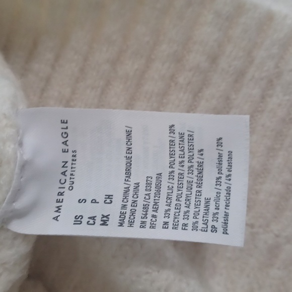 American Eagle small sweater burnt orange cream & mustard color - Picture 6 of 6